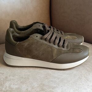 Vince Women's Ohara Genuine Leather Suede Sneakers Olive Green 7 Casual Trendy